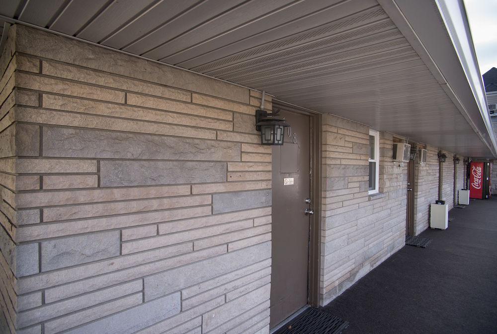 Rosemount Motel Bedford Bagian luar foto